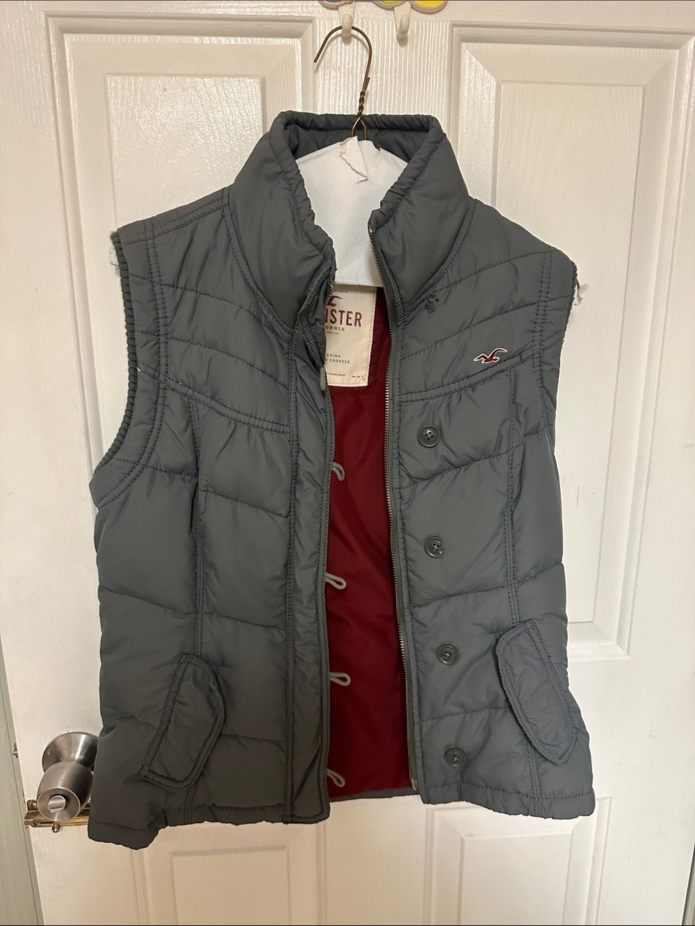 Hollister Gray Quilted Women's Puffer Vest with Red Lining